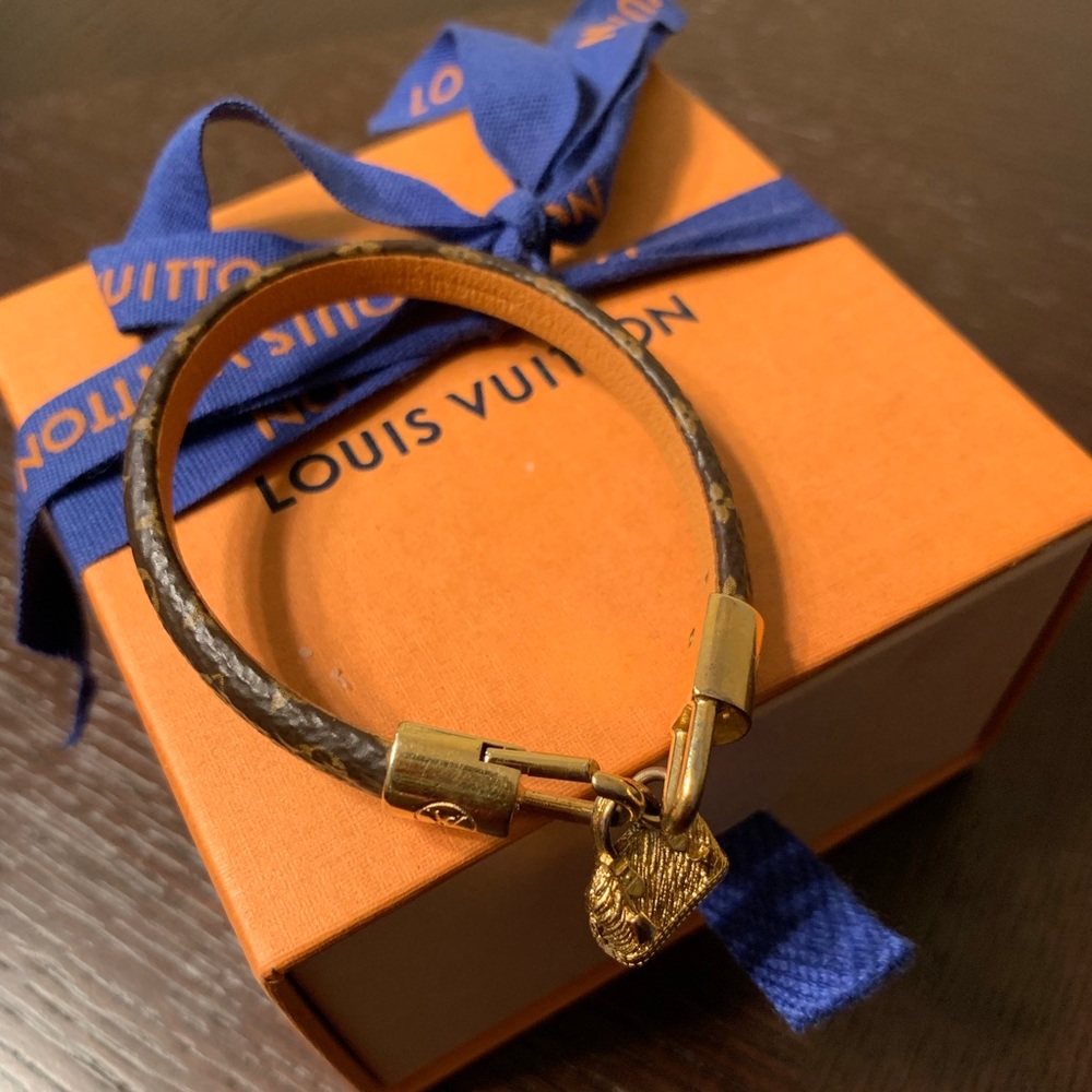 LV Bracelet